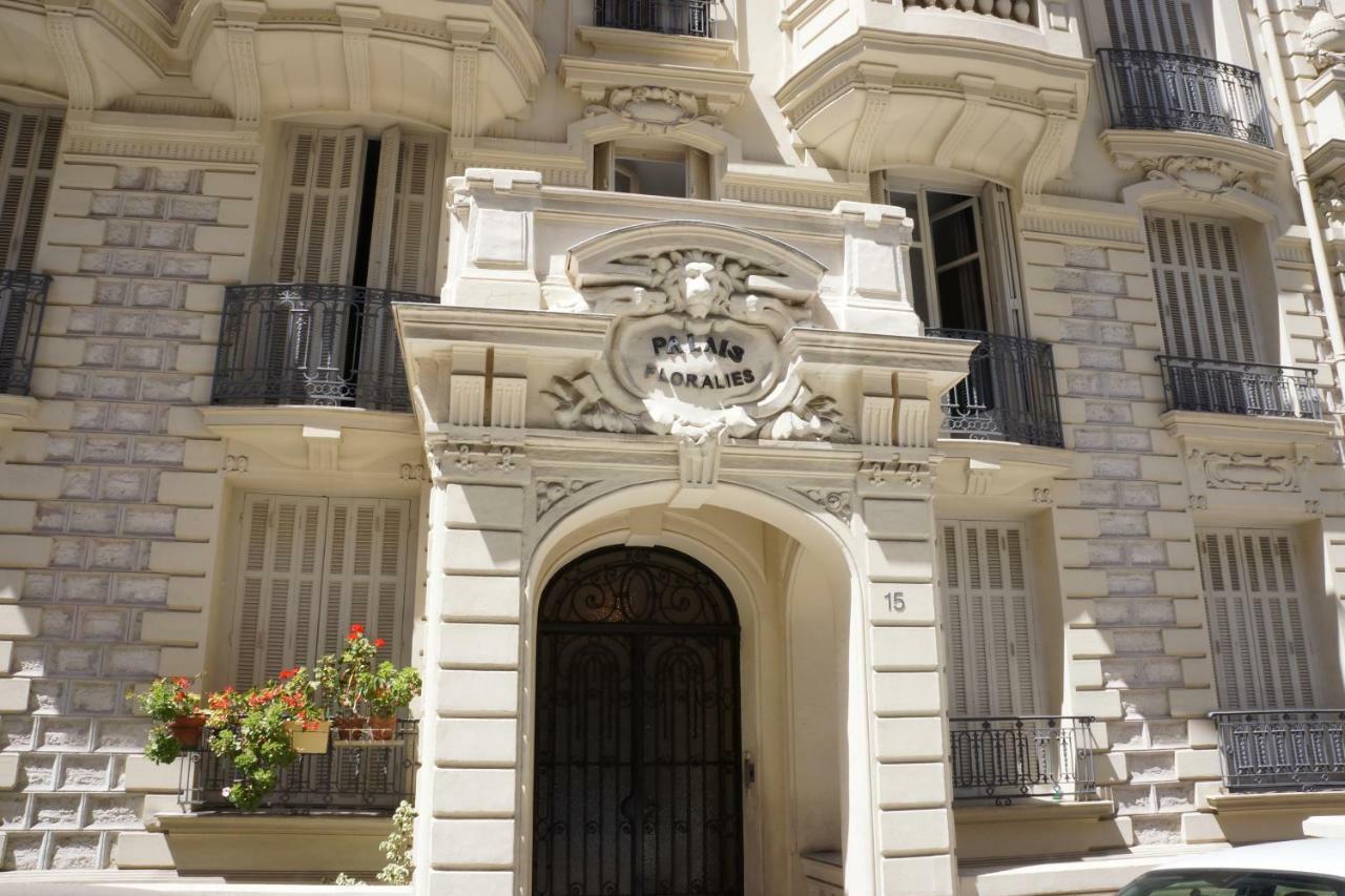Adorable Apartment In Nice Downtown Exterior photo